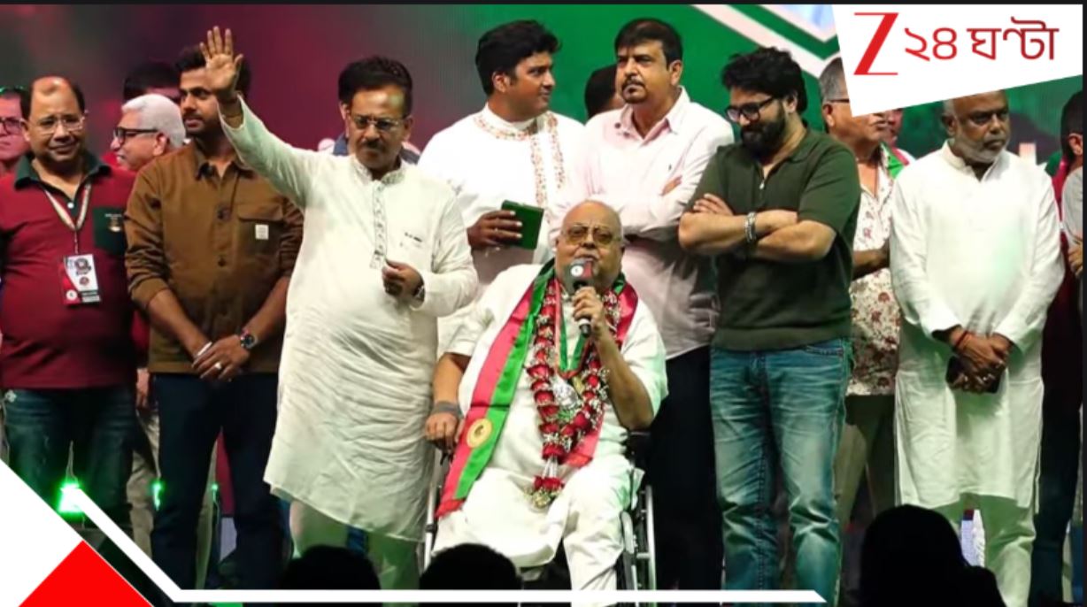 ‘আমার নামে করে দিস’! মোহনবাগান রত্ন পেয়ে মৃত্যুর পর কোন ইচ্ছা জানালেন টুটু বোস.. Swapan sadhan Bose awarded Mohun Bagan Ratna