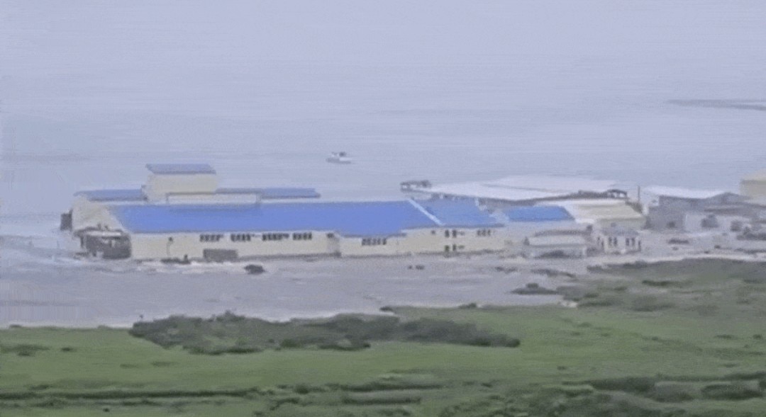 Russia Earthquake: Tsunami Hits Russia and Japan