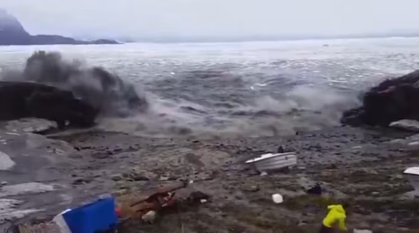 Russia Earthquake: Tsunami Hits Russia and Japan