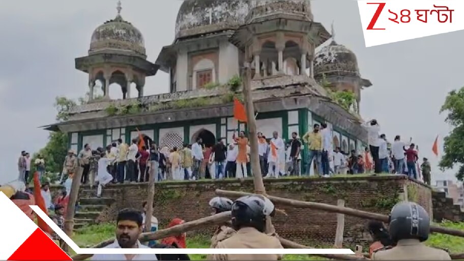 Fatehpur tomb demolished: শিবমন্দিরের উপর মকবারা? এই অভিযোগে স্মৃতিসৌধ ও সমাধি তছনছের অভিযোগ একদল উন্মত্তের বিরুদ্ধে...