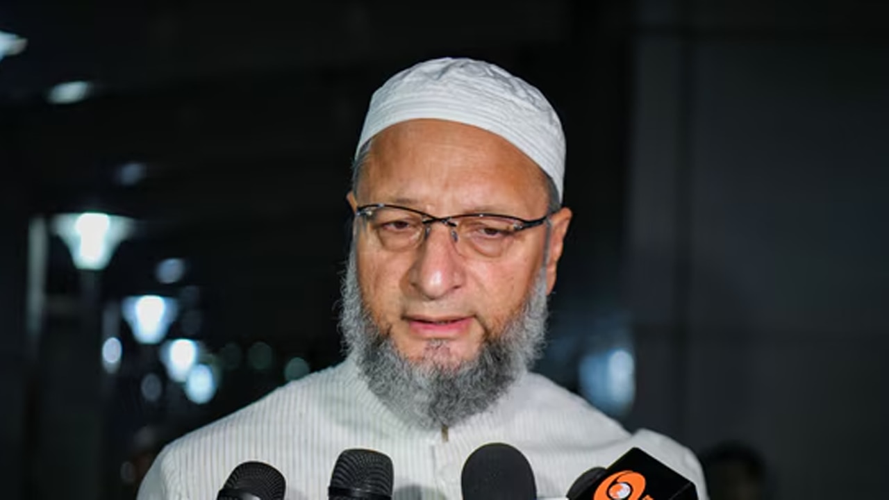 আসাদউদ্দিন ওয়েসি আসাদউদ্দিন ওয়েসি