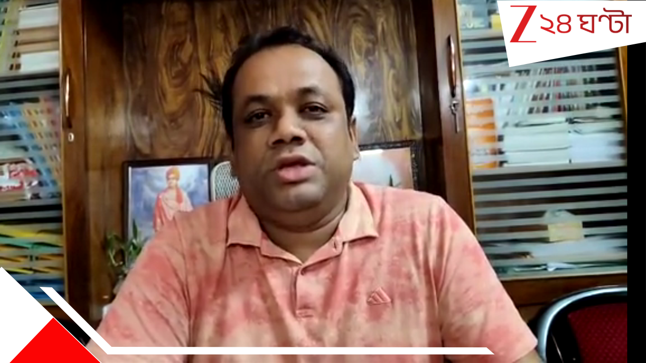 BJP MLA Swapan Majumder: SIR নিয়ে হইচই দেশজুড়ে, বিজেপি বিধায়কের নাগরিকত্ব নিয়ে উঠে গেল গুরুতর প্রশ্ন BJP MLA Swapan Majumder: SIR নিয়ে হইচই দেশজুড়ে, বিজেপি বিধায়কের নাগরিকত্ব নিয়ে উঠে গেল গুরুতর প্রশ্ন