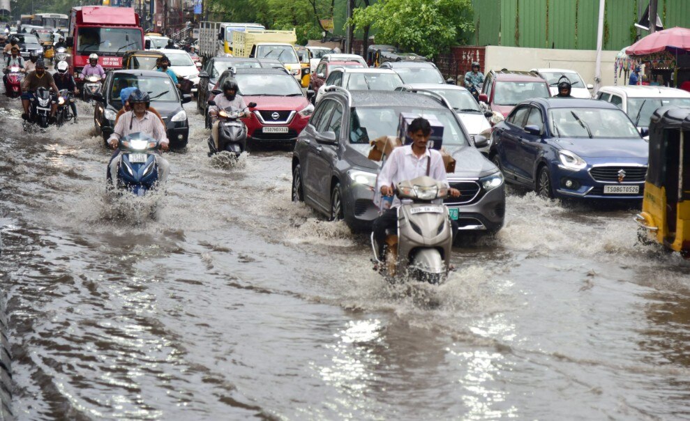 IMD issues Extreme heavy rain alert