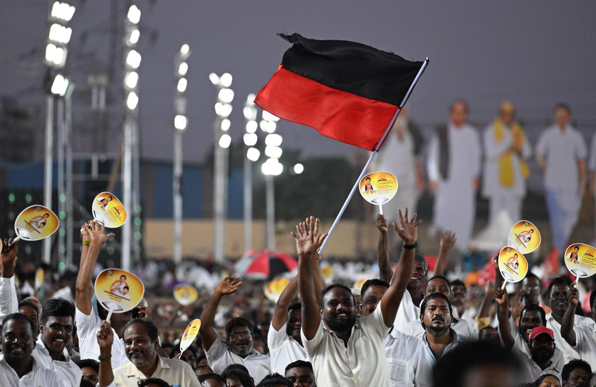 Criminal charges against Indian ministers
