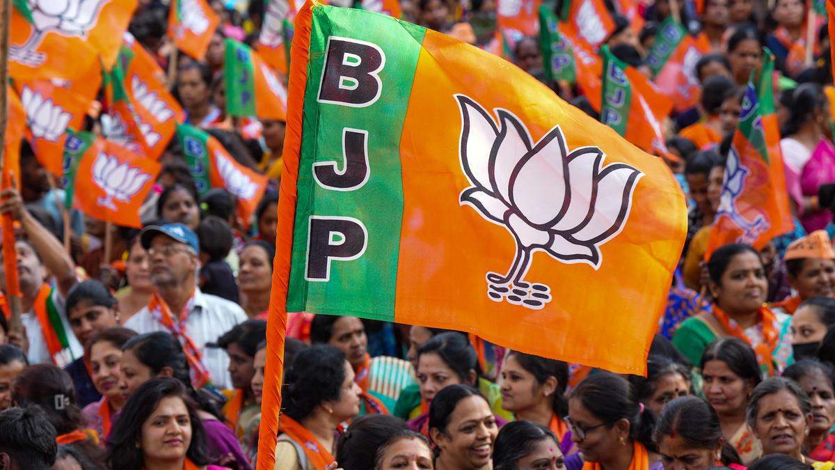 Criminal charges against Indian ministers