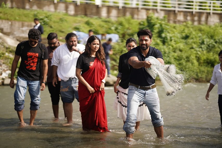 রঘু ডাকাতের প্রচারে দেব