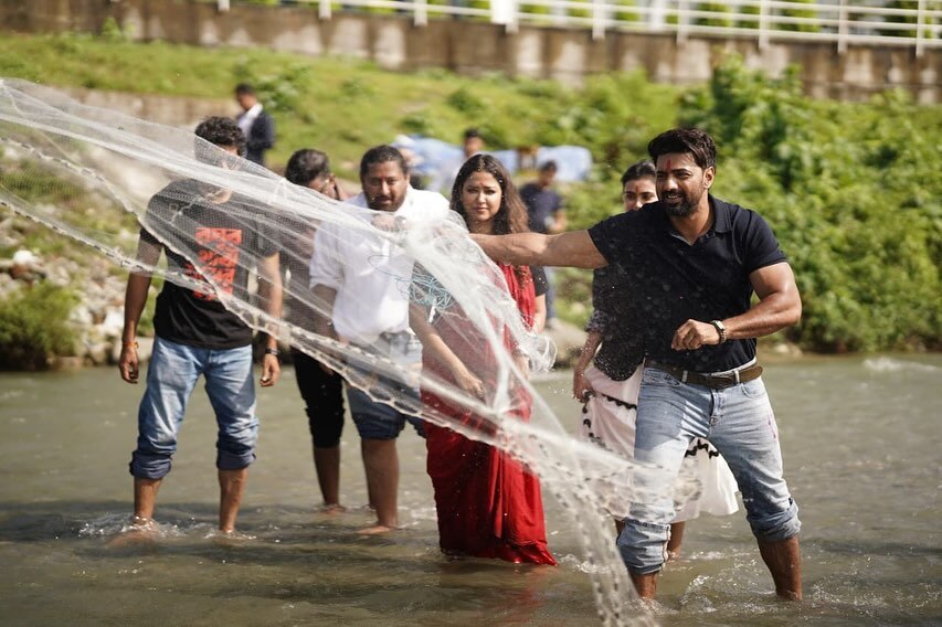 রঘু ডাকাতের প্রচারে দেব