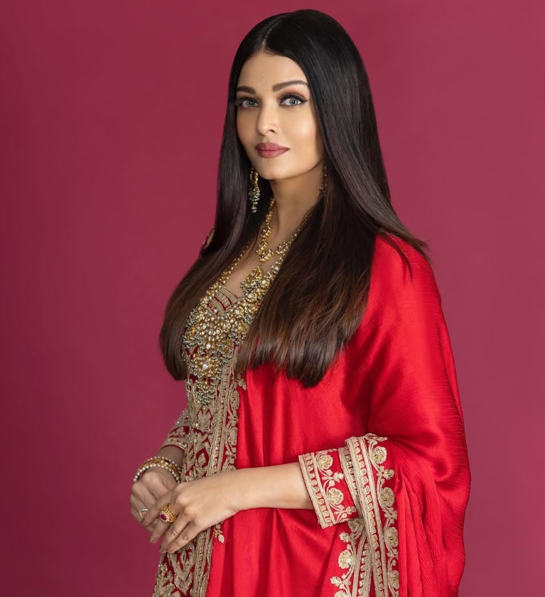 আদালতে ঐশ্বর্য
