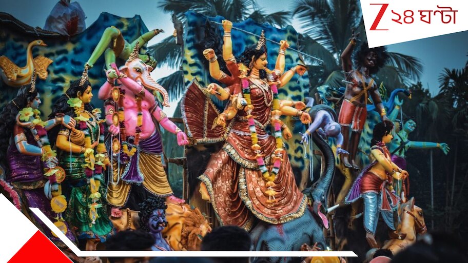 Durga Puja 2025: পুজোর শেষে হবে কার্নিভ্যাল, মথুরাপুরের কাশীনগরে সেই জায়গায় প্রশাসনের আধিকারিকরা