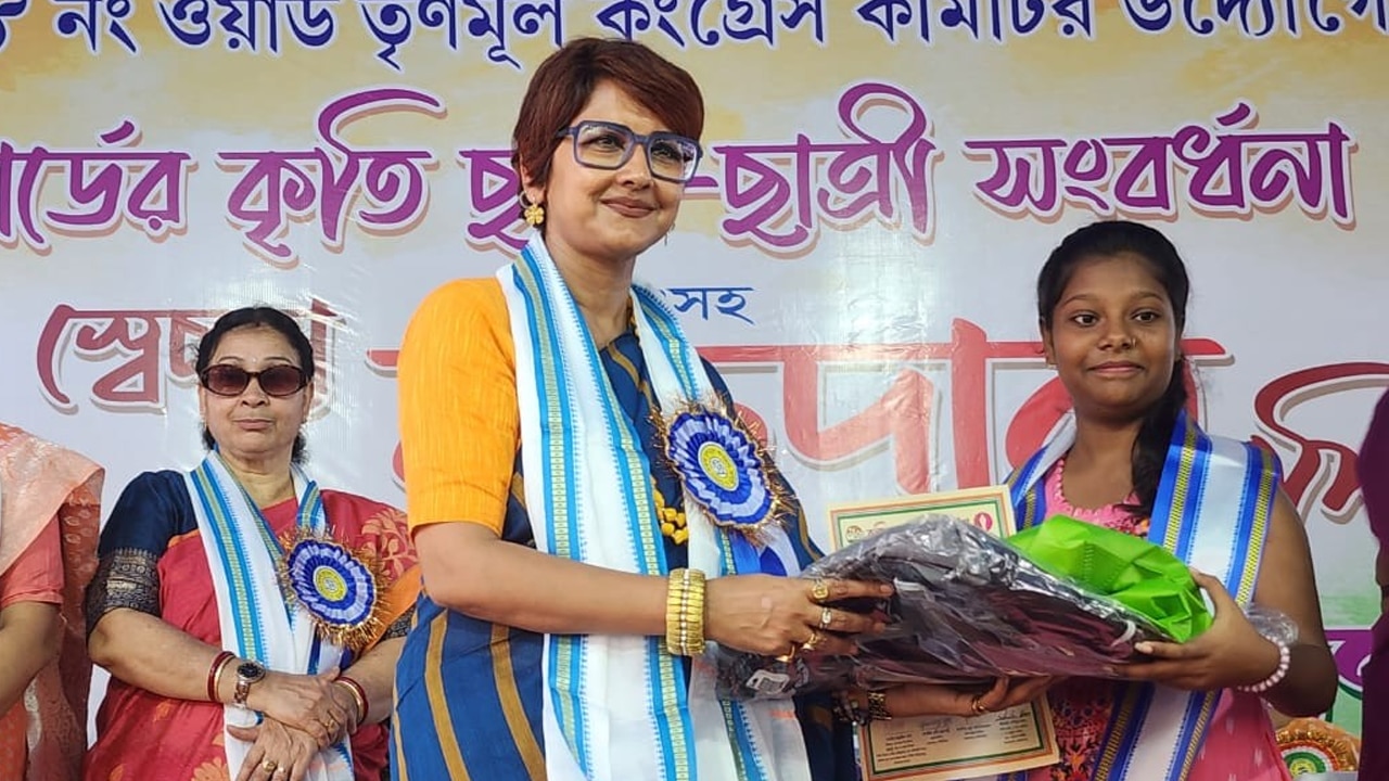 টাকা চাইলে খবর দিন