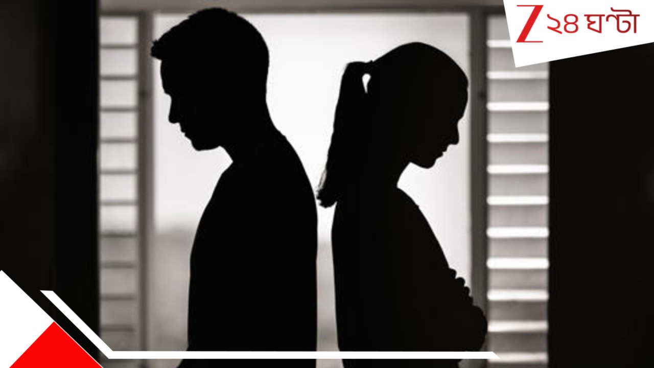 Wife demand 2 crore for 'Impotent' husband: 'পুরুষত্বহীন' স্বামী শারীরিক সুখ দিতে অক্ষম! ২ কোটি দাবি করে মামলা ঠুকলেন স্ত্রী! পালটা স্বামী... Wife demand 2 crore for 'Impotent' husband: 'পুরুষত্বহীন' স্বামী শারীরিক সুখ দিতে অক্ষম! ২ কোটি দাবি করে মামলা ঠুকলেন স্ত্রী! পালটা স্বামী...
