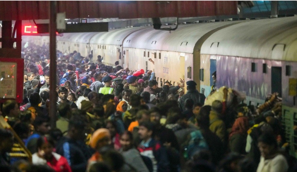 Special arrangements at Sealdaha Station for Durga Puja