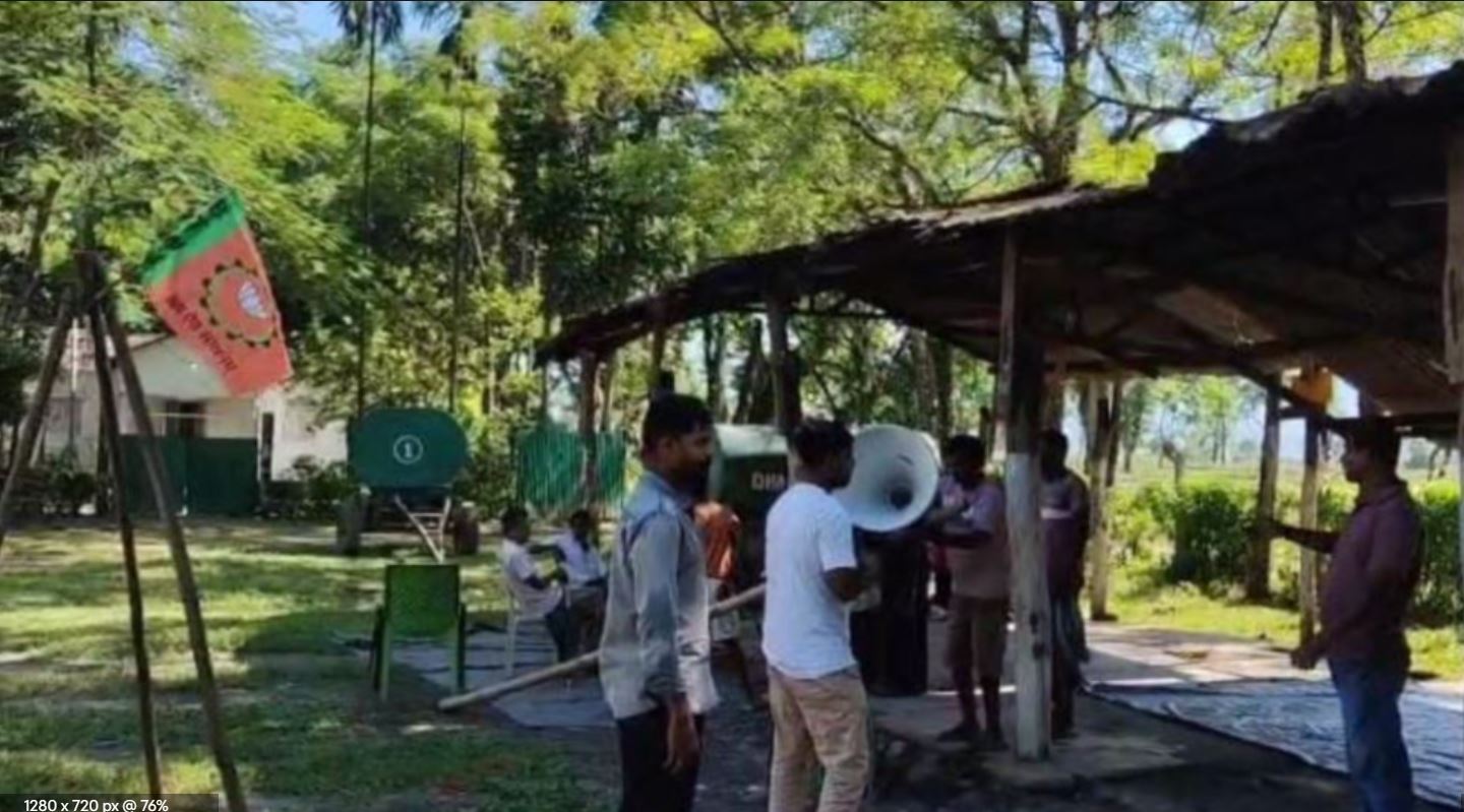 পুজোর মুখে বন্ধ চা বাগান