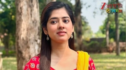 অসুস্থ দিতিপ্রিয়া! শটের মাঝেই নাক থেকে রক্ত, পুজো কাটতেই অস্ত্রোপচার অভিনেত্রীর...