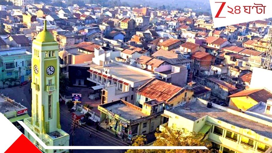 India's Wealthist Village: রাস্তায় ঘুরে বেড়ায় কোটি টাকার গাড়ি, ব্যাংকে জমা ১০০০ কোটি, এটাই দেশের সবচেয়ে ধনী গ্রাম