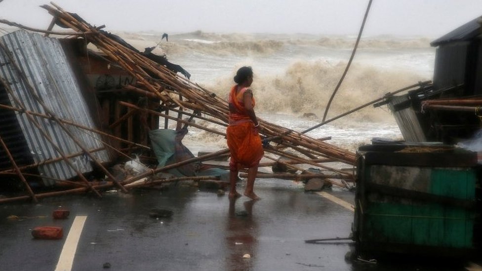 ধেয়ে আসছে ঘূর্ণিঝড়... Weather Update Cyclone Alert
