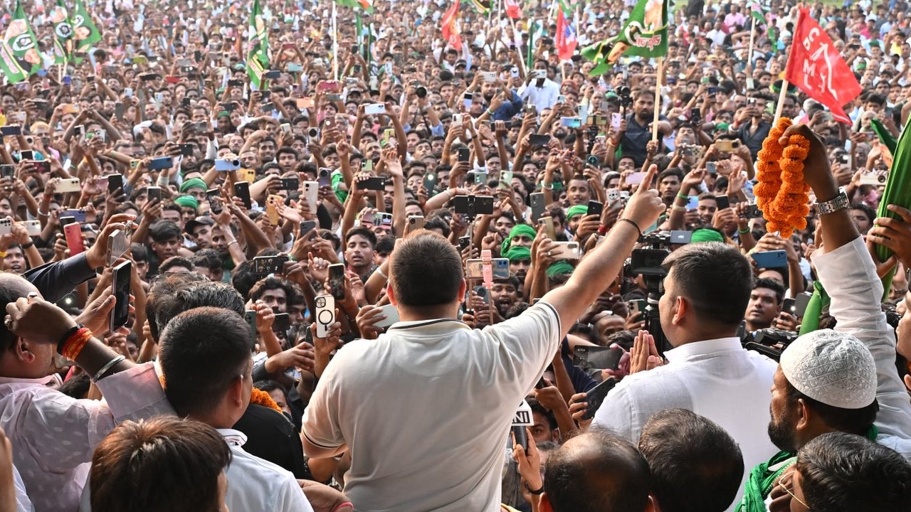 তেজস্বী যাদব তেজস্বী যাদব