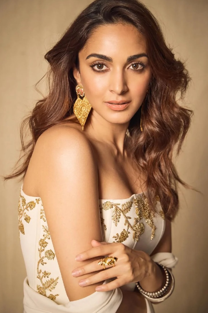 কিয়ারা আদভানির সৌন্দর্যের লুক