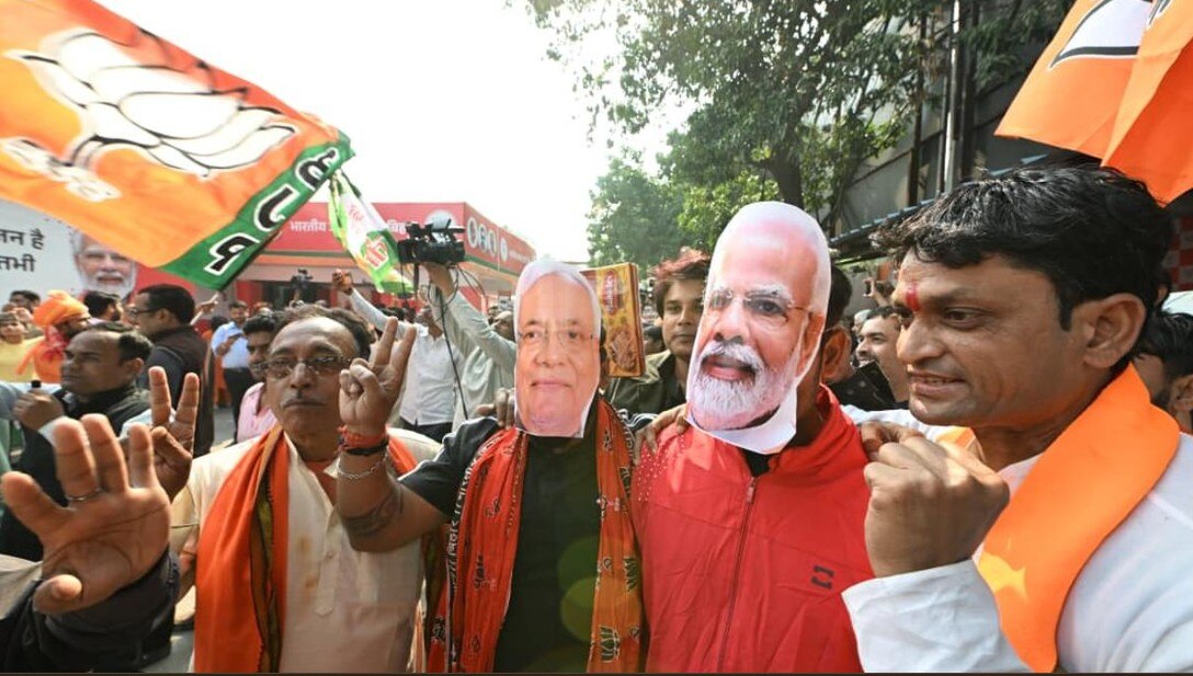 বিহারে NDA-র জয়ের ৫ কারণ NDA wins Bihar Assembly election 2025 5 reasons Explained