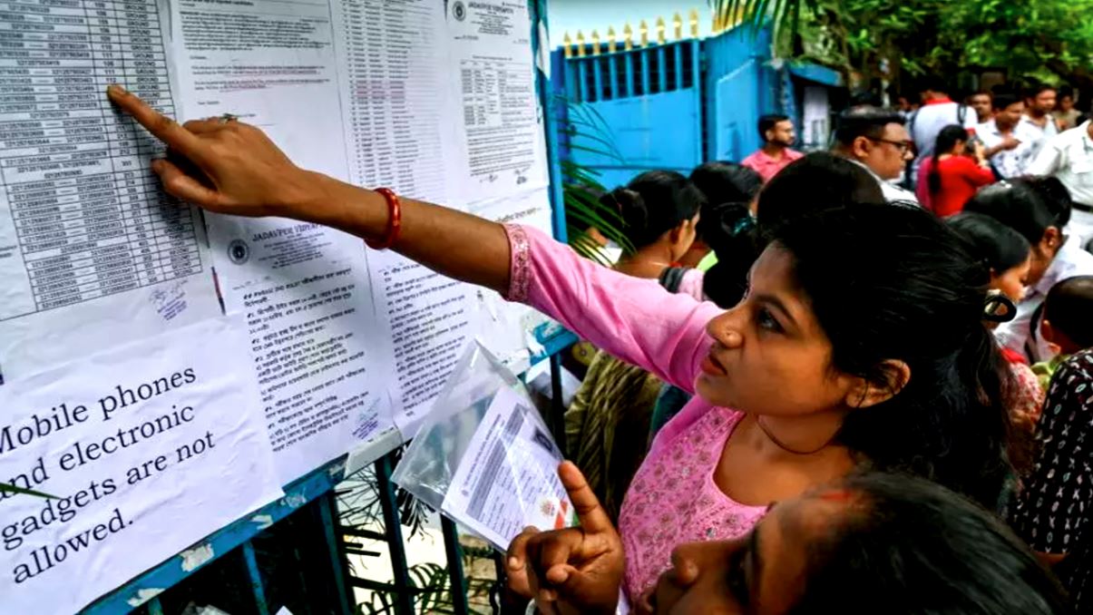 বড় ঘোষণা শিক্ষামন্ত্রীর