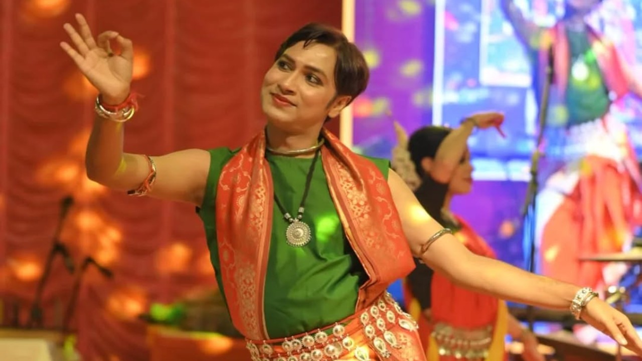 'শিল্পই সেতুবন্ধন'-অভিরূপ