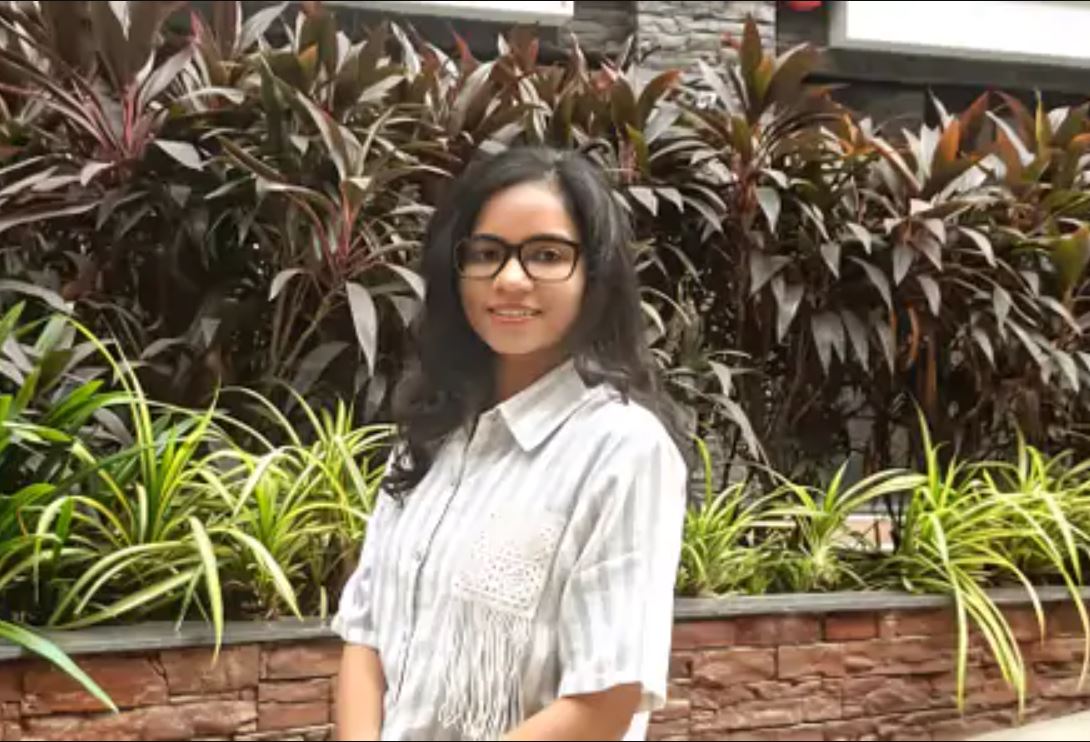 ক্যাফের কর্মীর বক্তব্য