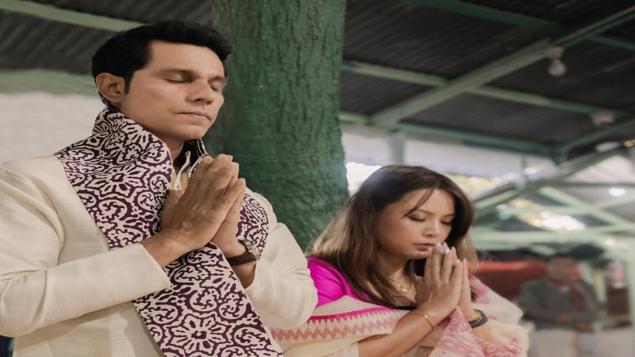 ভক্তদের শুভেচ্ছার বন্যা