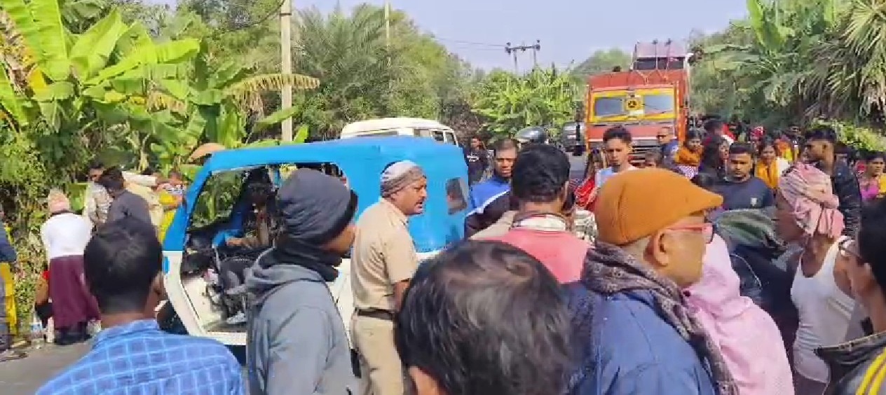 নতুন বছরের প্রথম দিনেই ভয়াবহ দুর্ঘটনা...