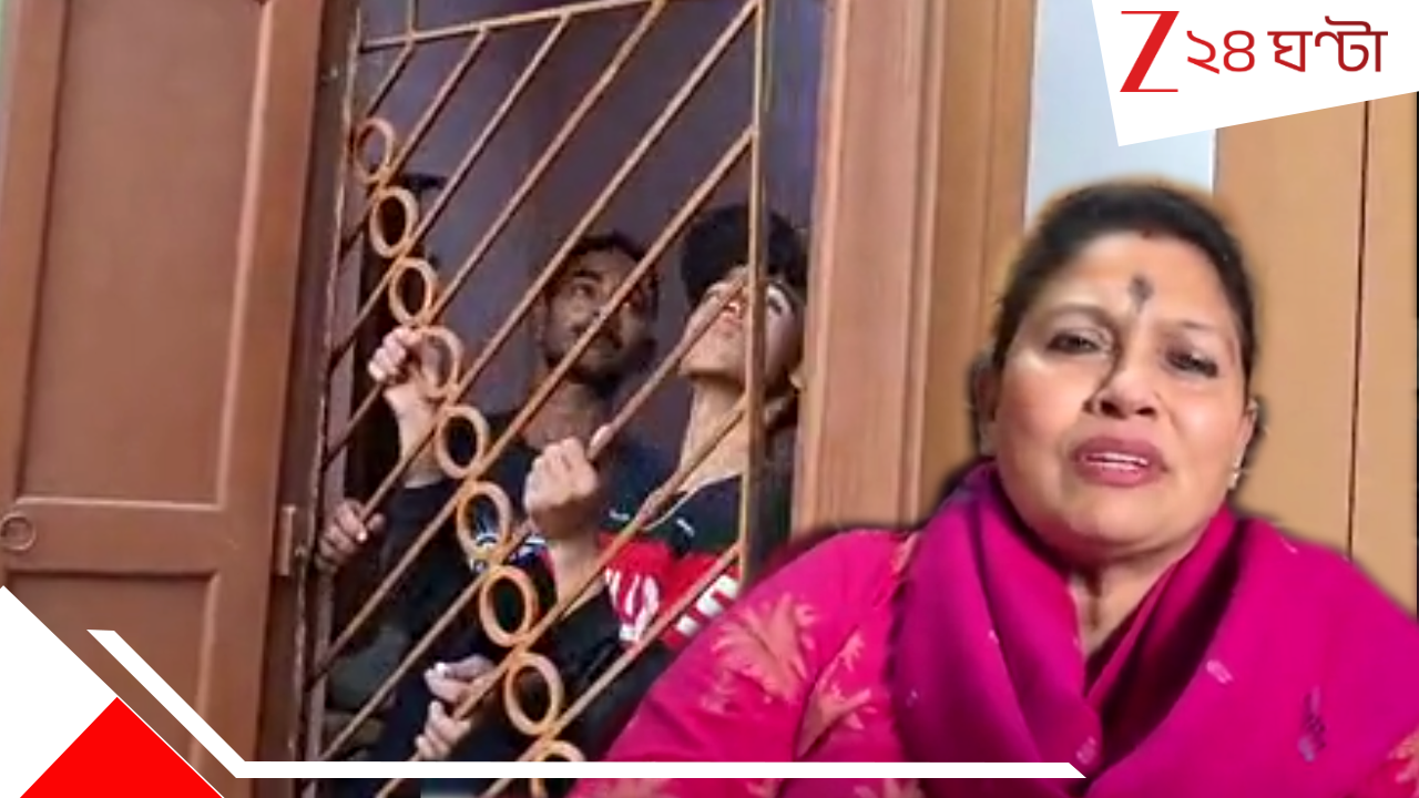 Theft in Bula Chowdhury's House: হ্যাটট্রিক করার পরও থামছে না চোর, ফের সাঁতারু বুলা চৌধুরীর বাড়িতে চুরি Theft in Bula Chowdhury's House: হ্যাটট্রিক করার পরও থামছে না চোর, ফের সাঁতারু বুলা চৌধুরীর বাড়িতে চুরি