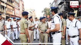 দেরিতে পরীক্ষাকেন্দ্রে আসায় পড়ুয়াকে চড় পুলিসের, ভাইরাল ভিডিয়ো
