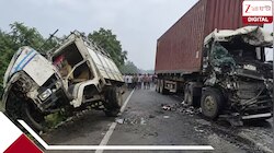 ট্রাকের ধাক্কায় মুহূর্তে তালগোল পাকিয়ে গেল বরযাত্রী বোঝাই গাড়ি, ঘটনাস্থলেই 