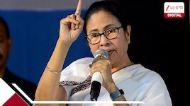 মেয়র জানেন না, অথচ অভিষেককে পুরসভা থেকে নোটিশ পাঠাল কে?: বেজায় চটেছেন মমতা