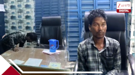 অফিস টাইমে নেশার চুর, চেয়ার ছেড়ে মেঝেতে 'লুটোপুটি' তৃণমূল প্রধানের! ভাইরাল ভিডিয়ো