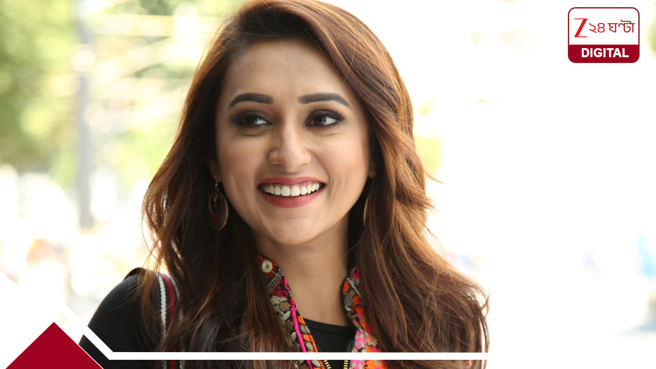 ‘আপাতত কোনও কড়া পদক্ষেপ নয়’, মিমি চক্রবর্তীর বিরুদ্ধে FIR-এ স্থগিতাদেশ হাইকোর্টের ‘আপাতত কোনও কড়া পদক্ষেপ নয়’, মিমি চক্রবর্তীর বিরুদ্ধে FIR-এ স্থগিতাদেশ হাইকোর্টের