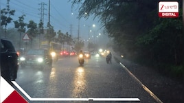 জারি হলুদ সতর্কতা! ভারী বৃষ্টিতে ডুবন্ত বঙ্গেই ফের বৃষ্টির আগুনে স্পেল! বজ্রবিদ্যু