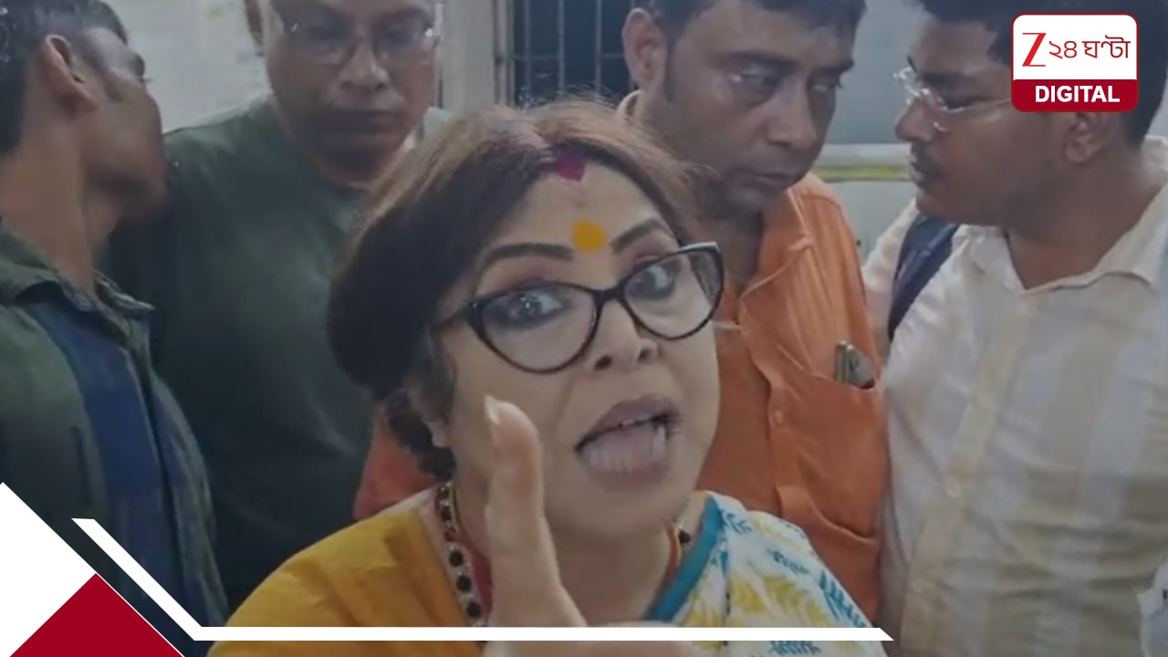 যাদবপুরে সংঘর্ষ, রণংদেহি শর্বরী