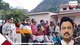 জলদানব আছড়ে পড়ার সময় ইমিগ্রেশান অফিসেই!স্নেহাশিসবাবুর পরিবারের সঙ্গে কথা শুভেন্দুর