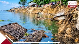 গঙ্গার রোষে জলের তলায় মালদহের ২৫ গ্রাম! নদীর তাণ্ডবে ১৫ হাজারের বেশি মানুষই...