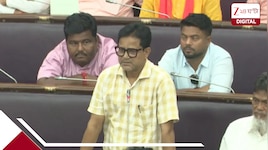 'বীরেন্দ্রকৃষ্ণ ভদ্রের আশ্বিনের শারদ প্রাতে, শারদ কথাটা উঠে যাবে'?