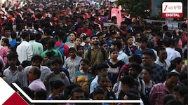 পুজোর ভিড় সামলাতে ২০ হাজার ভলান্টিয়ার, এবার গেরুয়া পোশাকে কলকাতা পুলিস! 