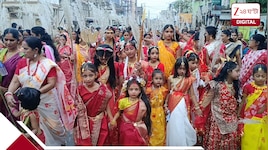 ঢাকের তালে আগমনী, দুর্গার সাজে খুদে কন্যারা— আসানসোলে নজর কাড়ল বর্ণাঢ্য শোভাযাত্রা