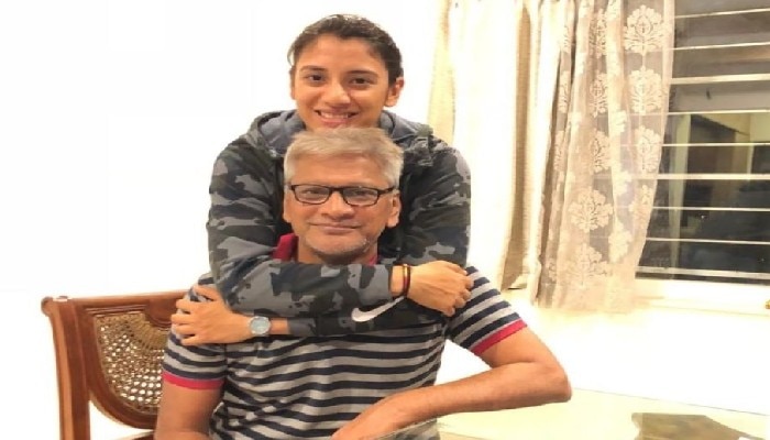Smriti spent time with her father Srinivas Mandhana. File image