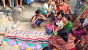 সাতসকালেই ভয়ঙ্কর কাণ্ড, বাঁকুড়ায় প্রকাশ্যে কুড়ুল দিয়ে কুপিয়ে খুন সরকারি কর্মী ও গৃহবধূকে সাতসকালেই ভয়ঙ্কর কাণ্ড, বাঁকুড়ায় প্রকাশ্যে কুড়ুল দিয়ে কুপিয়ে খুন সরকারি কর্মী ও গৃহবধূকে