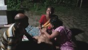 করোনা সন্দেহে একের পর এক হাসপাতালে 'রেফার'! চিকিৎসা মেলেনি, তীব্র শ্বাসকষ্টে রাস্তাতেই মৃত্যু রোগীর করোনা সন্দেহে একের পর এক হাসপাতালে 'রেফার'! চিকিৎসা মেলেনি, তীব্র শ্বাসকষ্টে রাস্তাতেই মৃত্যু রোগীর