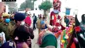Dalit Man Rides Mare: পুলিসি ঘেরাটোপে ঘোড়ায় চড়ে বিয়ে করতে গেলেন এই তরুণ, প্রথা ভাঙল গ্রামে 