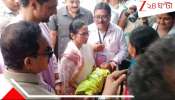 Mamata Banerjee in Ghatal: পাশে প্রশাসন, বন্যায় নৌকায় চেপে হাসপাতালে! ঘাটালে সদ্য মা-শিশুদের সঙ্গে সাক্ষাত্‍ মমতার..