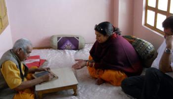 রাষ্ট্রপতি হতে পারেন স্মৃতি, বলছেন জ্যোতিষী 