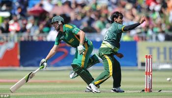 পাকিস্তান বনাম দক্ষিণ আফ্রিকা LIVE SCORE