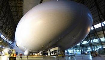 বিশ্বের সবথেকে বড় এয়ারক্রাফট 'ফ্লায়িং বাম'