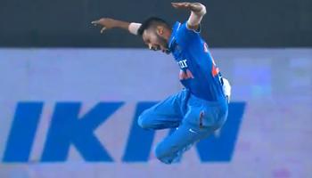 হার্দিকের হাতের জাদুতে পাকিস্তান গুটিয়ে গেল ৮৩ রানে!